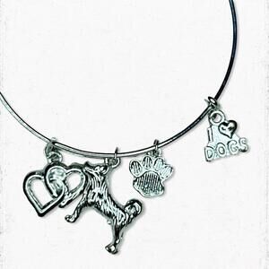 6039gc. Silvertone Dog Charm Bracelet